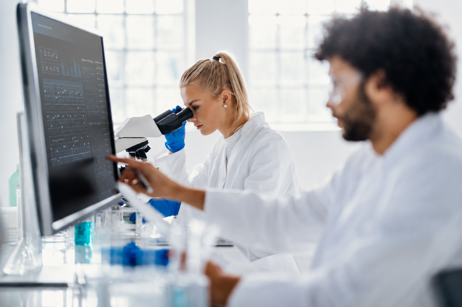 Pharmaceutical cleanroom manufacturing